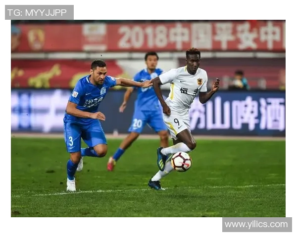 广州富力与辽宁宏远激战正酣谁能在这场对决中笑到最后