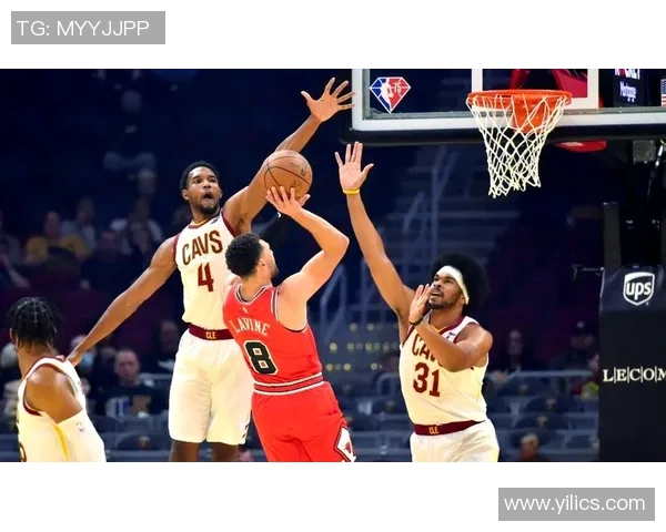 勇士与热火激战正酣2月28日NBA精彩对决不容错过