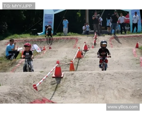 极限运动联赛特别报道：北京街舞队如何在挑战中实现自我突破与成长MBA