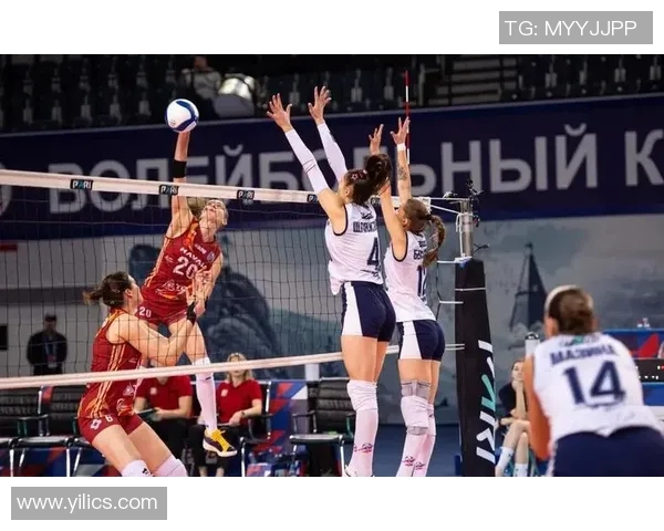 俄罗斯女排与韩国女排激战正酣谁能在国际赛场上笑到最后