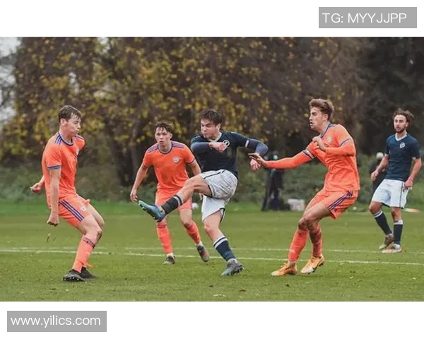 女王公园与西布罗的精彩对决分析与赛季展望 女王公园与西布罗的精彩对决分析与赛季展望