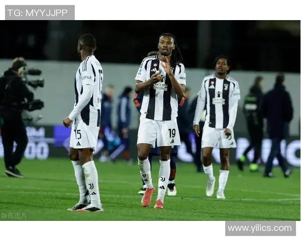 尤文图斯与巴塞罗那下半场精彩对决分析与战术解读 尤文图斯与巴塞罗那下半场精彩对决分析与战术解读