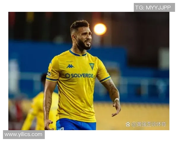 莱万领衔球队奋勇争先展现超凡实力助力夺冠之路