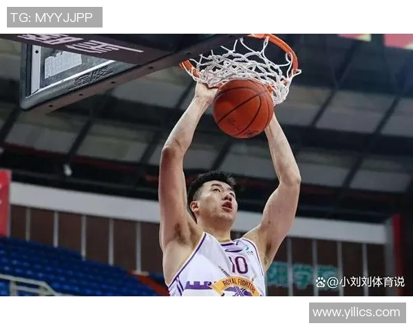邹雨宸：从篮球场上的新星到职业生涯的辉煌旅程